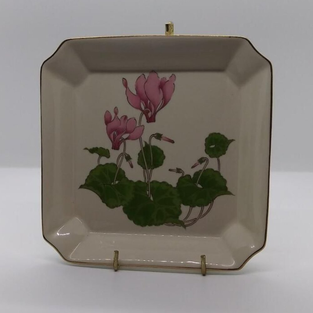 Cyclamen by Otagiri Candy/Trinket Dish